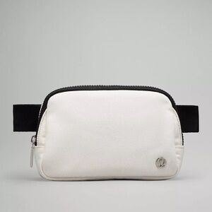 lululemon everywhere belt bag 1l